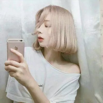 为黛西小姐开车